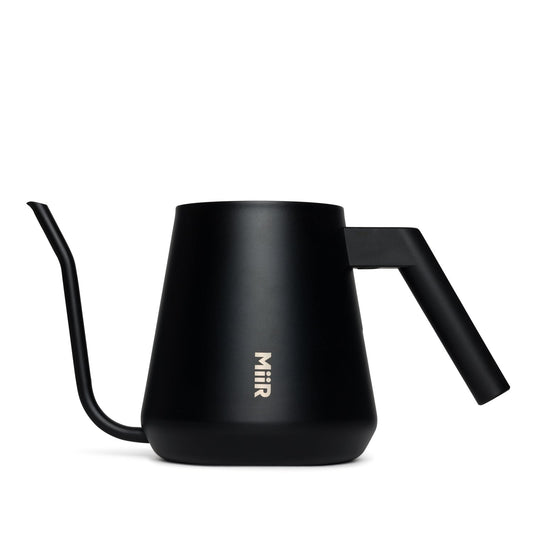 new-standard-pour-over-kettle-u2 Pour_Over_Kettle_Black_Studio_0222_Front.jpg