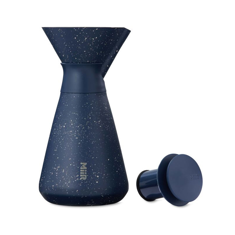 new-standard-carafe-a0 WebPDP-33oz_New_Standard_Carafe_Tidal_Blue_Speckle_Studio__CAR1SVOS225_Front_Lid_Staged.jpg