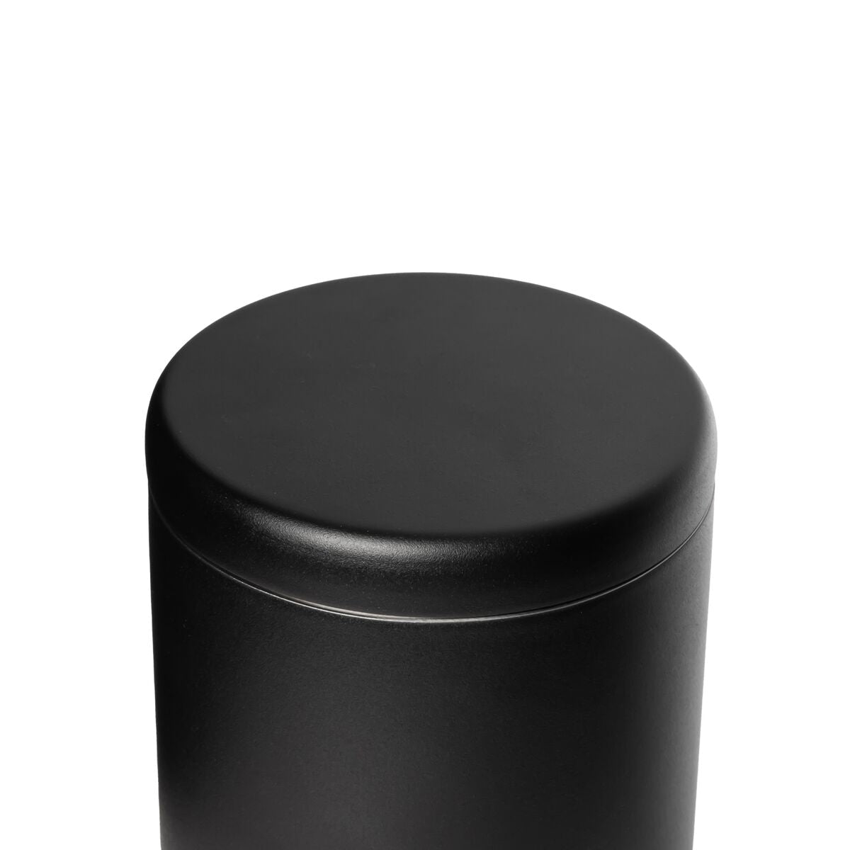 airlock-coffee-canister-f2 WebPDP-Airlock_Coffee_Canister__ACN2SVOS002_Black_X2Studio_45_Deg_Lid_On.jpg
