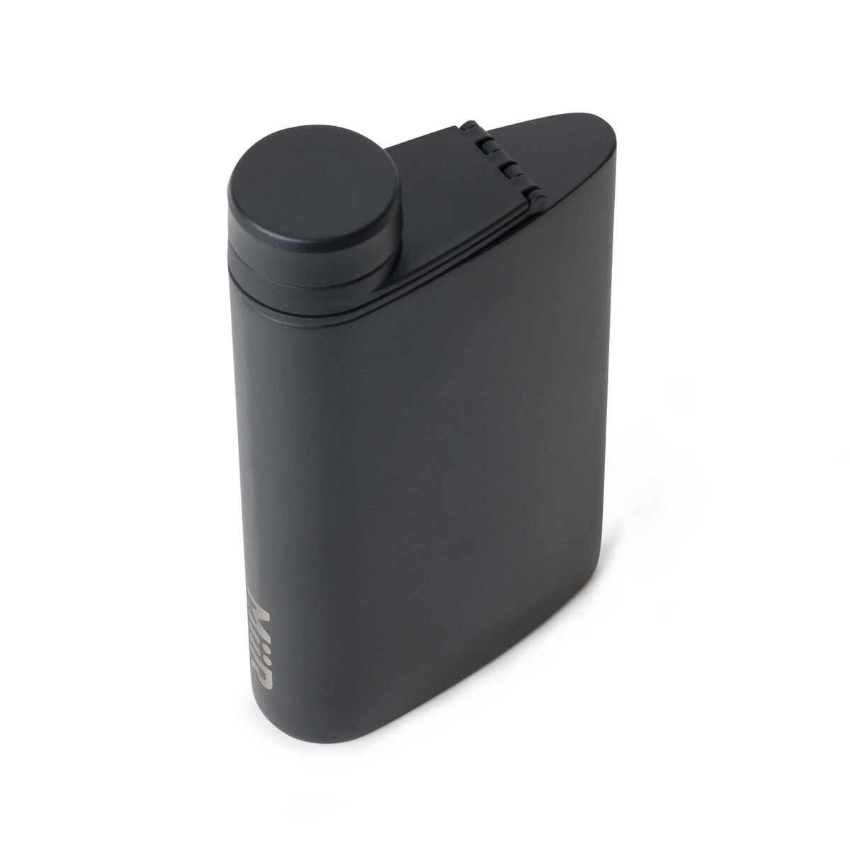 aero-flask-a5 WebPDP-Flask_Black_Studio_1022_45Deg_Closed__FLK1SSOS002.jpg