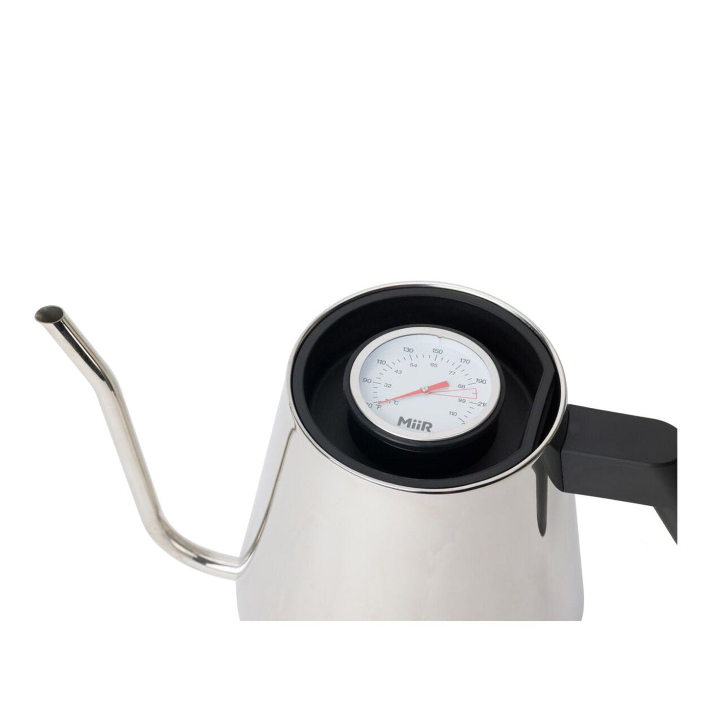 new-standard-pour-over-kettle-d9 WebPDP-Pour_Over_Kettle_Black_Studio_0222_45_Deg_Lid__POK1SNOS005.jpg
