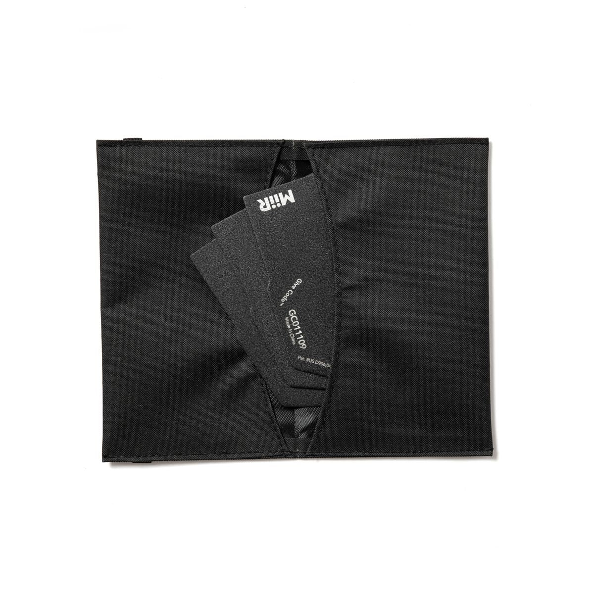pourigami-f0 WebPDP-Pourigami_Black_Case__POG2SN00002_Studio_Open.jpg